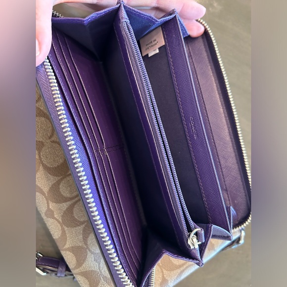 Coach cross body and matching wallet - Picture 4 of 6